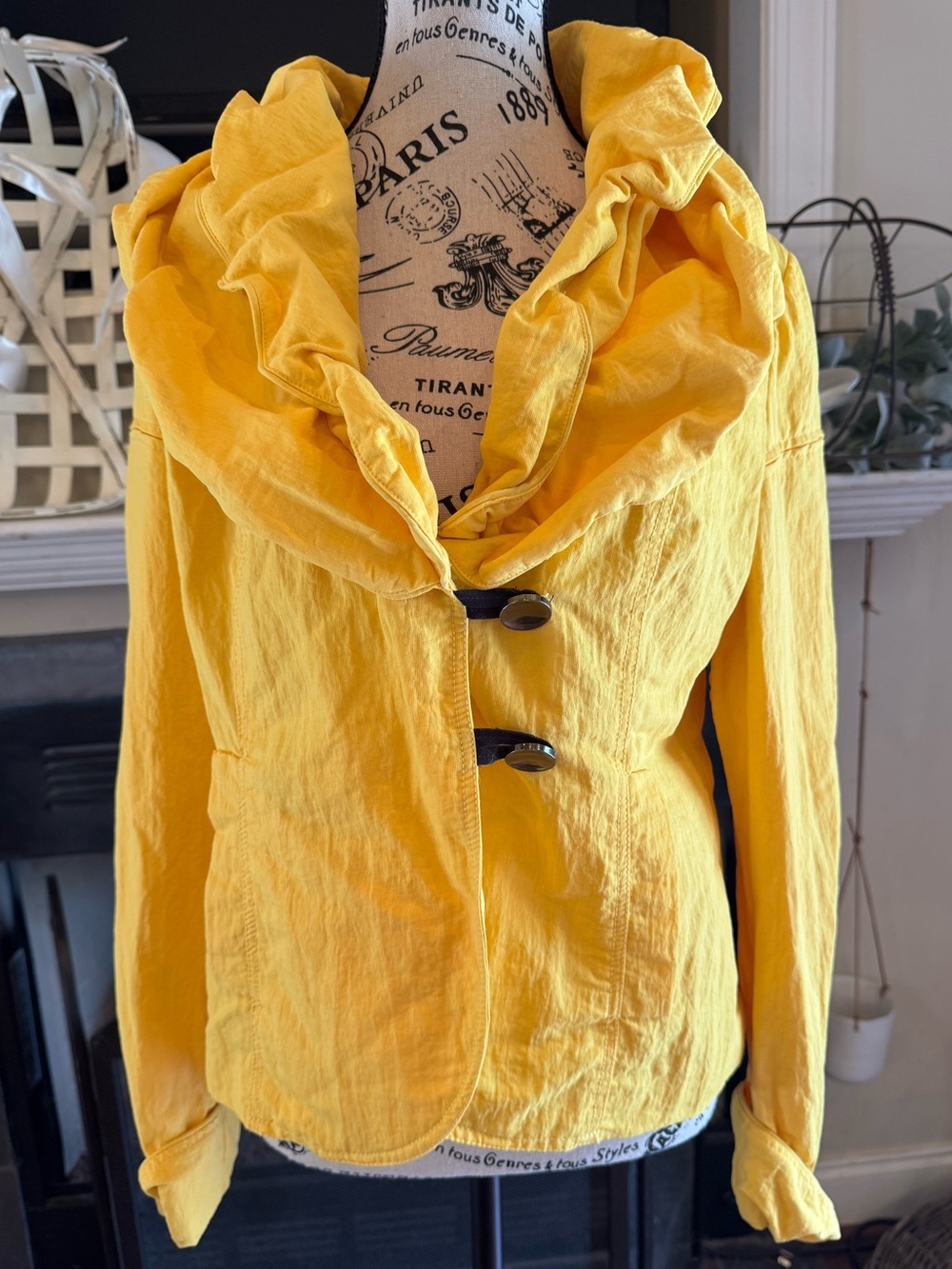 VTG Due Per Due Ruffle Jacket Textured 90s  Yellow Blazer Wire Posable Collar M